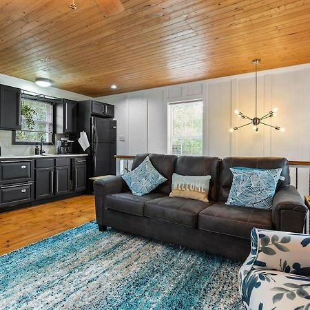 Bare Feet Bungalow -Close To Beach & Dog Friendly Gulfport Buitenkant foto