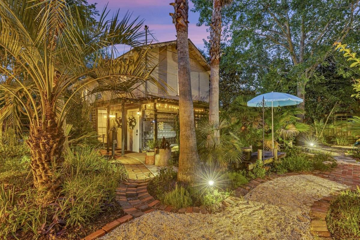 Bare Feet Bungalow -Close To Beach & Dog Friendly Gulfport Buitenkant foto