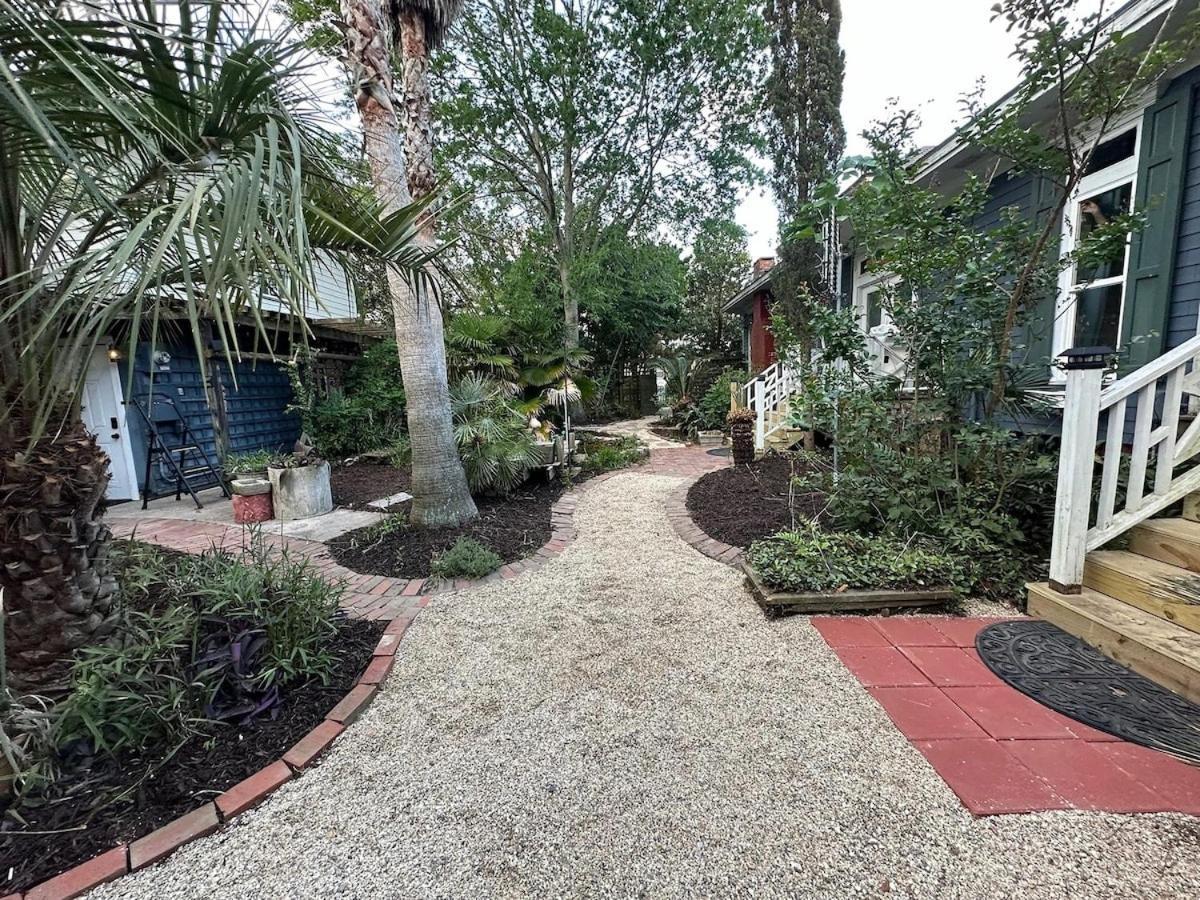 Bare Feet Bungalow -Close To Beach & Dog Friendly Gulfport Buitenkant foto