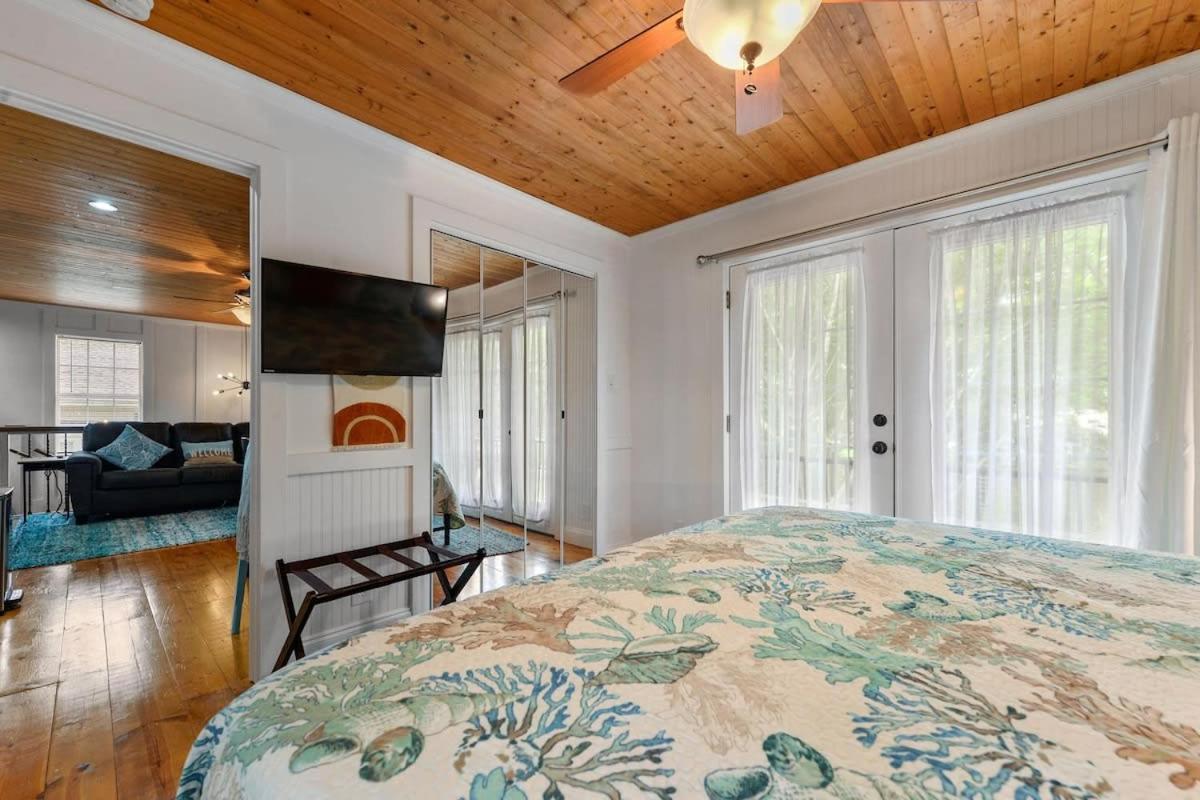 Bare Feet Bungalow -Close To Beach & Dog Friendly Gulfport Buitenkant foto